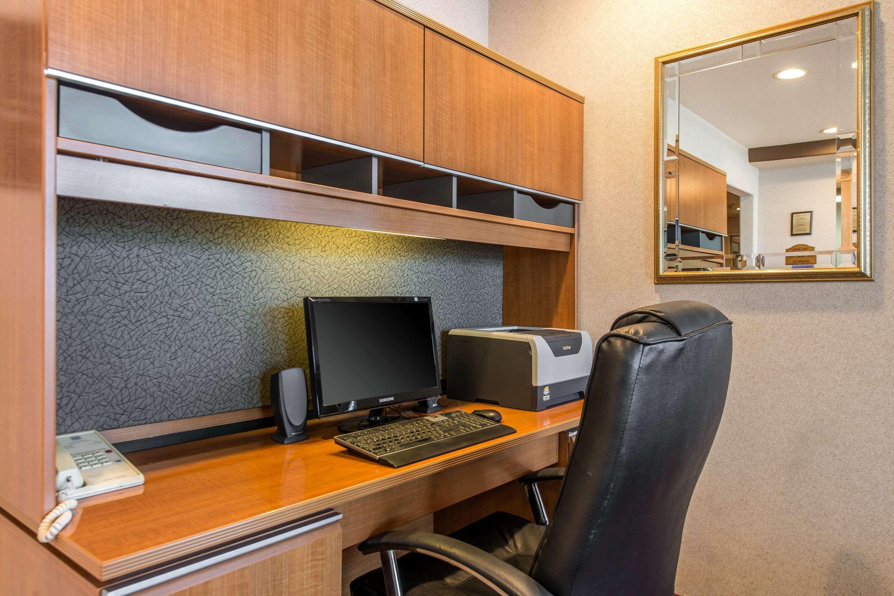 Quality Inn Μπέρλινγκτον Εξωτερικό φωτογραφία